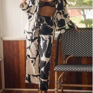 Anthropologie Wide Leg Cropped Pajama Pants Size Large NWT SWANS